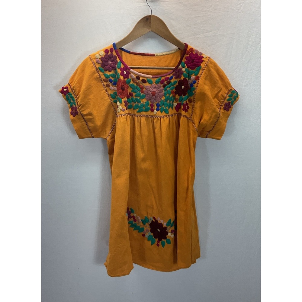 Mustard hand embroidered MEXICAN peasant top Women's MD Boho patio‎ oaxacan